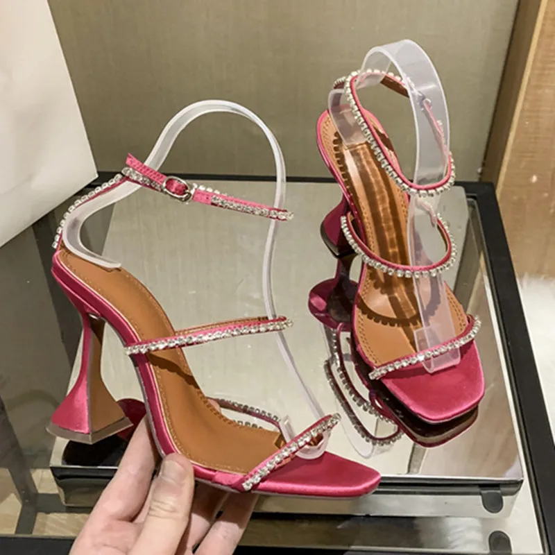 2023 European and American women's new high heels rhinestone chain decorative sandals