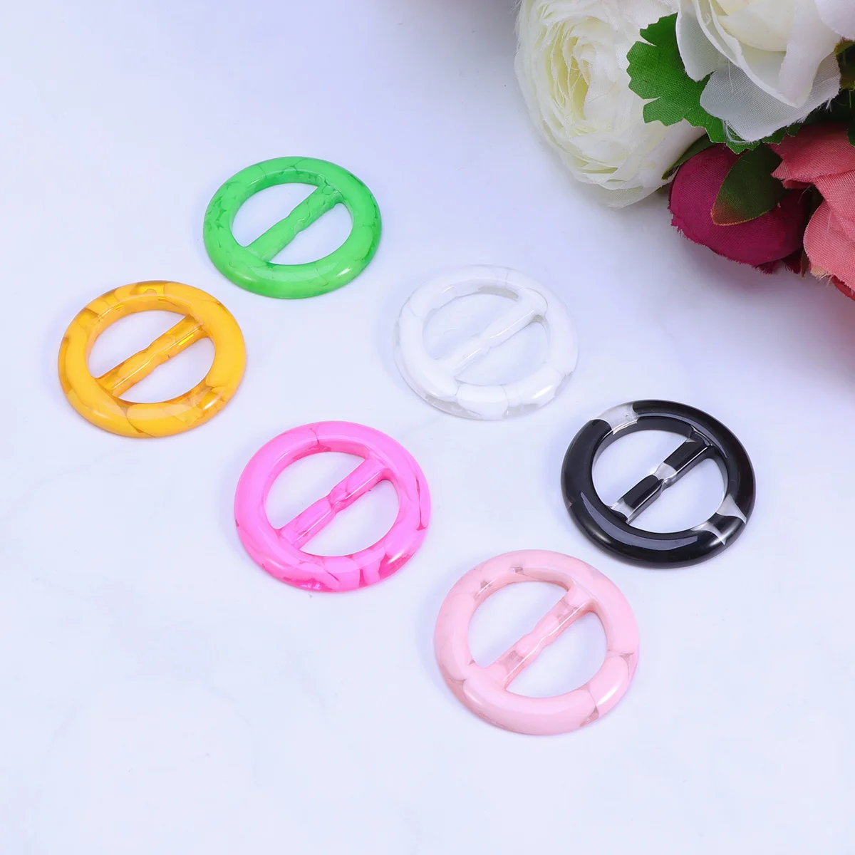 

6 Pcs Elegant T-shirt Clips Fashion Round Scarf Clip Rings Decoration Clothing Corner Knotted Buckles for Summer Costume (Mixed