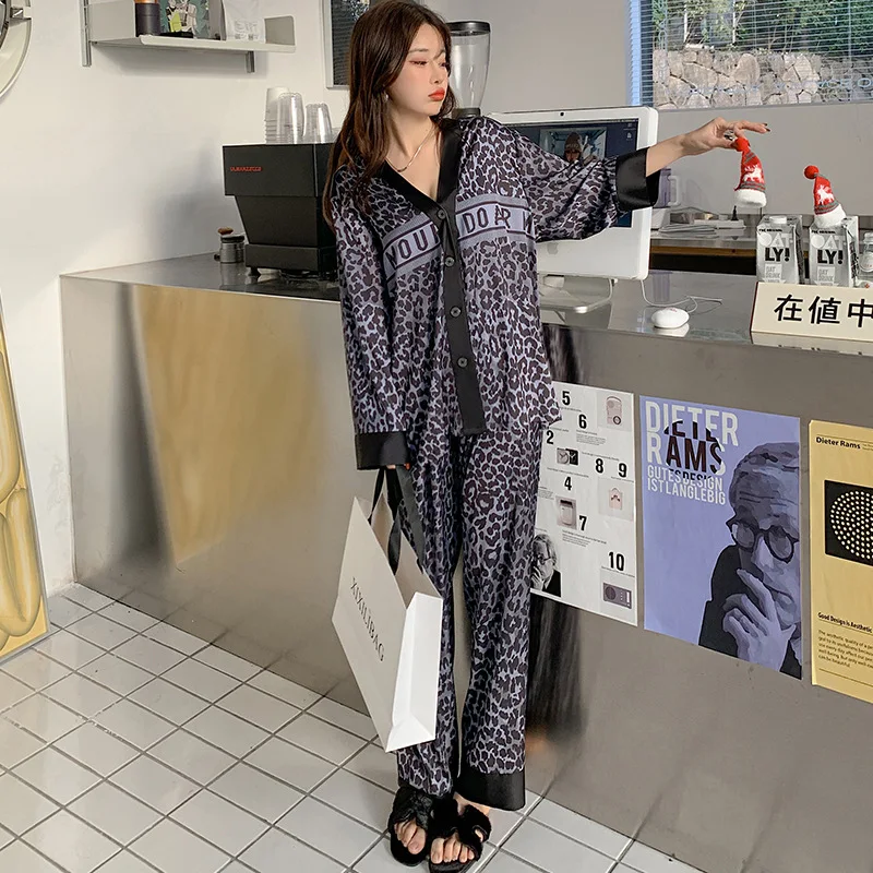 Leopard Print Ice Silk Pajamas Set Women Summer Cool Silk Thin V-Neck Sleepwear Nightwear For Women Sleep Clothing