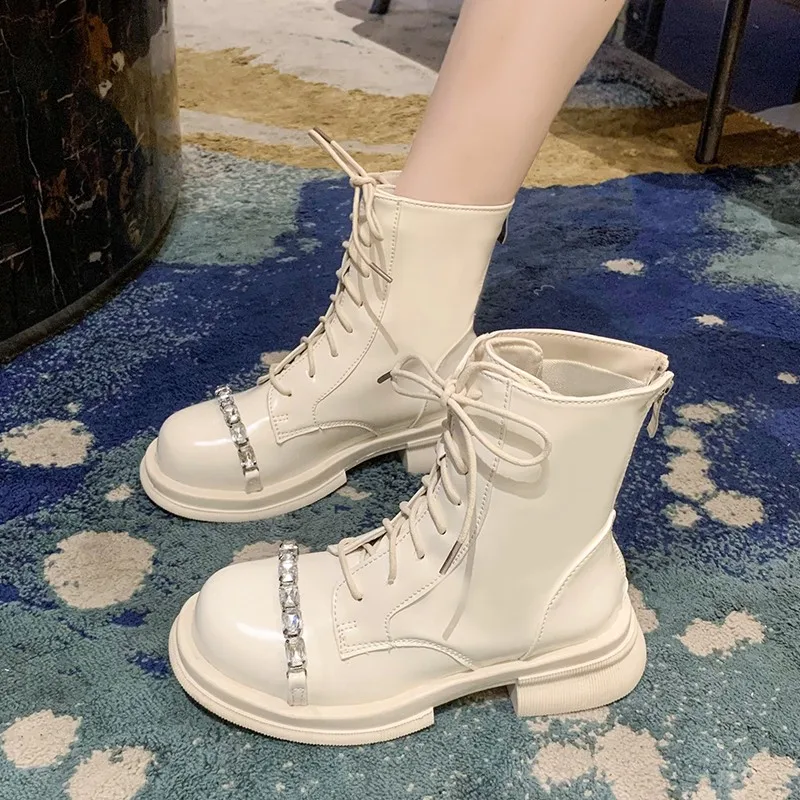 

Britse стиль Vrouwen Schoenen Laarzen Vrouwen Najaar Nieuwe универсальная женская обувь Korte Laarzen Lente Herfst Enkel Laarzen Новинка