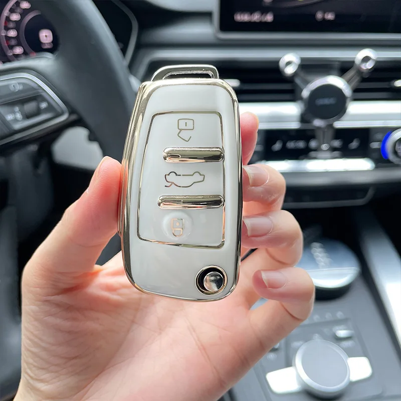 

TPU 3 Button Car Key Case Cover For Audi A1 A3 A4 A5 Q7 A6 C5 C6 Protector Women Men Car Accessories Key Holder Anillas Llavero