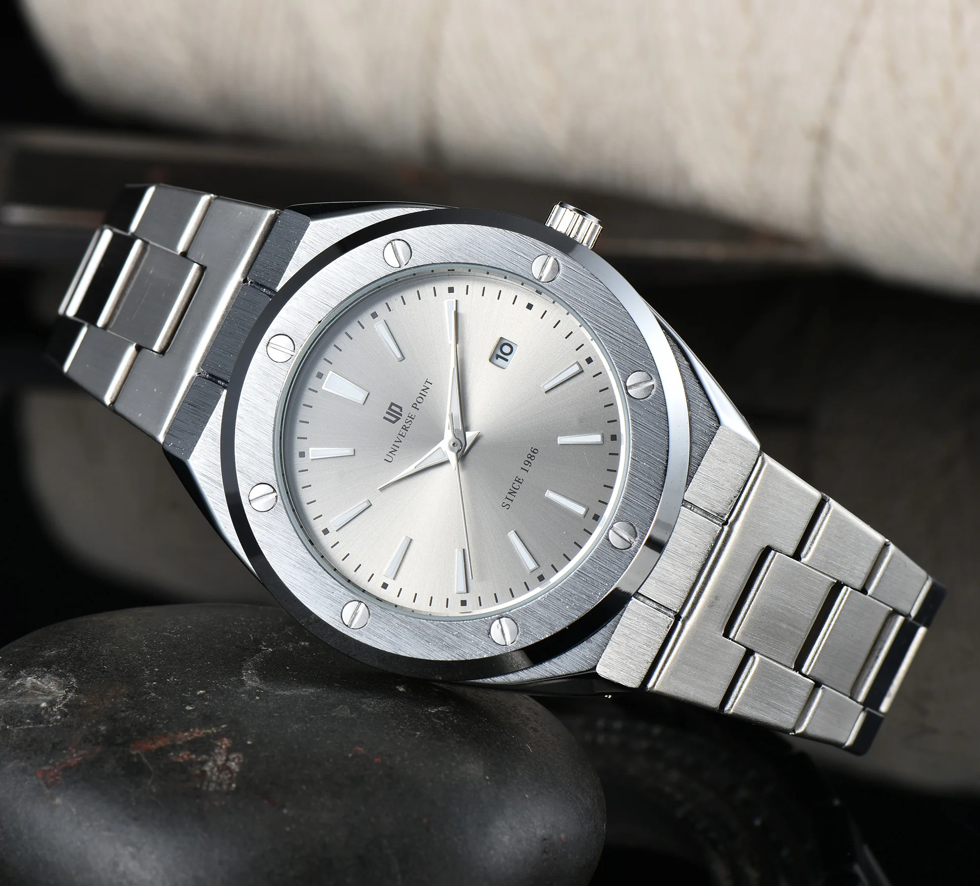 

Universe Point Fashion Sports Date Quartz Watch Simple Casual Stainless Steel Men's Watch Luxury Watch Men Watches