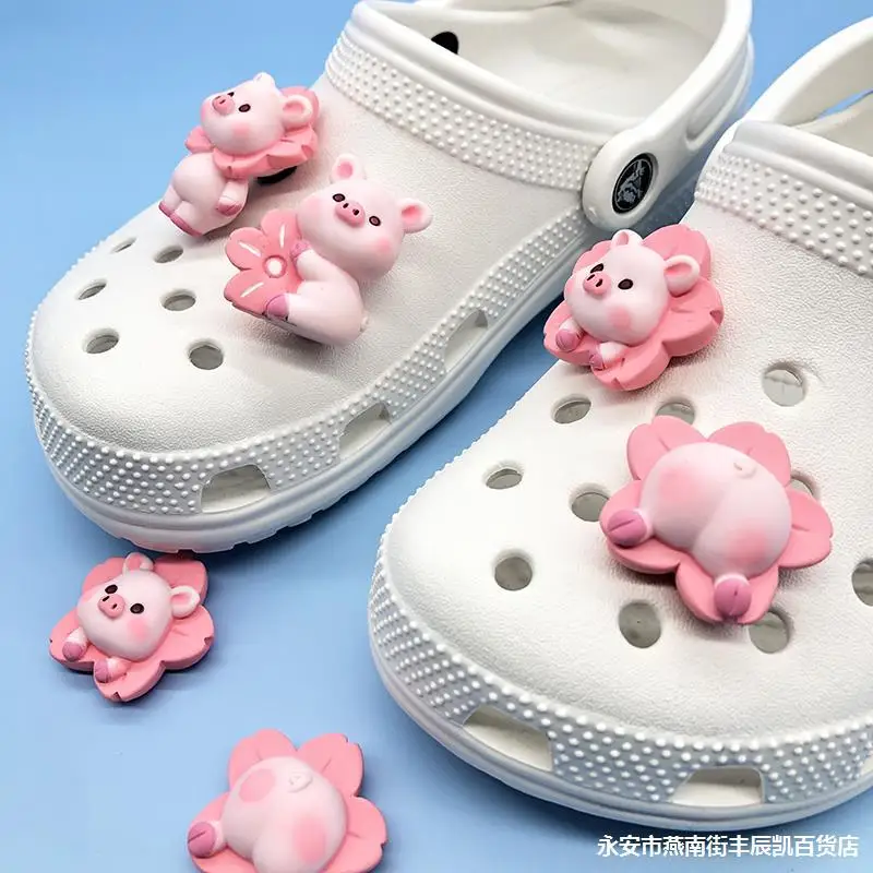 Trendy Piggy Shoes Flower Croc Charm Shoe Buckle Holiday Gift Birthday Gift Party Gift Croc Tide Brand Shoe Accessories