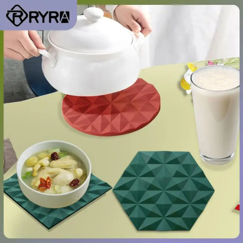 

Paper Tablemat Diamond Pattern Table Decoration Heat Insulation Pad Available On Both Sides Soft Silicone Table Mat Placemats