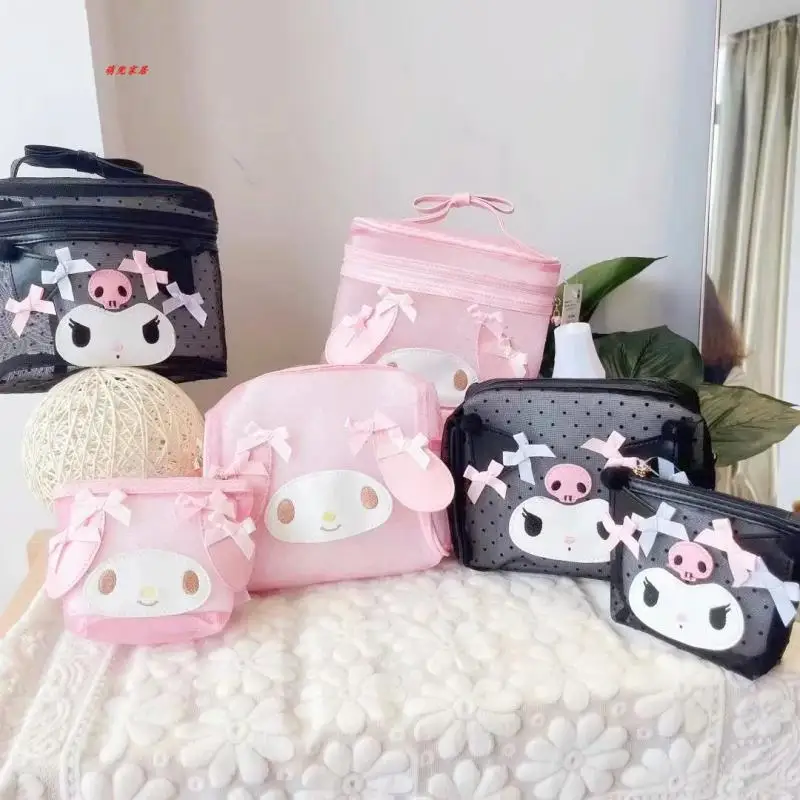 

Kawaii Sanrioed Kuromi My Melody симпатичная мультяшная сетчатая летняя косметичка, портативная косметичка для хранения, сумка для мытья игрушек для дево...