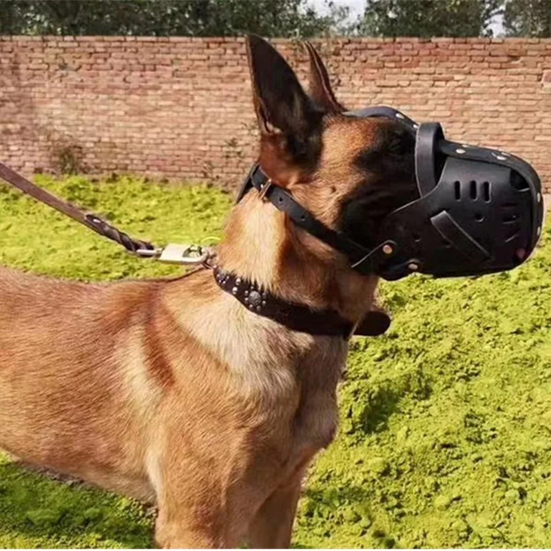 

Cowhide Leather Muzzle for Dogs Muzzle Cover for German Shepherd Dobermann All Inclusive Cage Muzzle Breathable Pet Dog Supplies