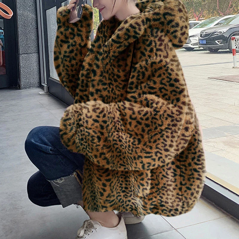 Faux Fur Jacket Short Women Thick Winter h Coat Hooded Casual Loose Warm Ladies Outerwear Luxury Blended Fur Jackets Parkas