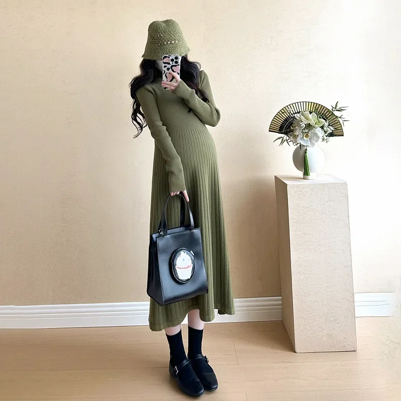 Модное утягивающее вязаное платье для беременных 2024 новый стиль средней длины