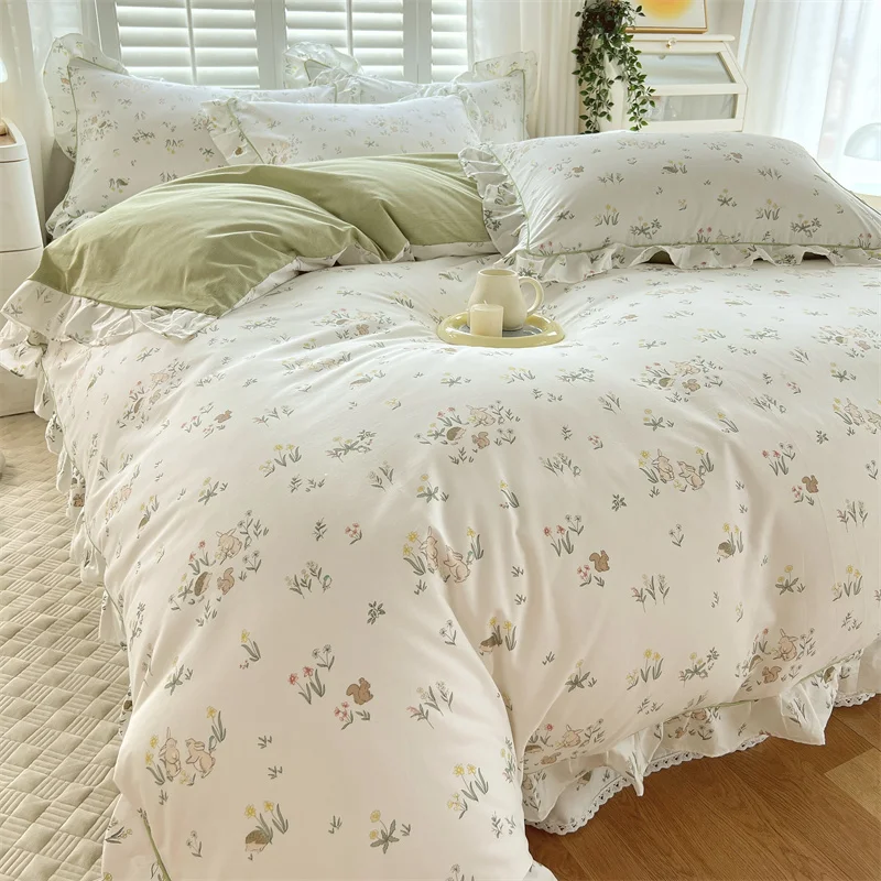 

Комплект постельного белья из 100% хлопка с пододеяльником и цветочным рисунком