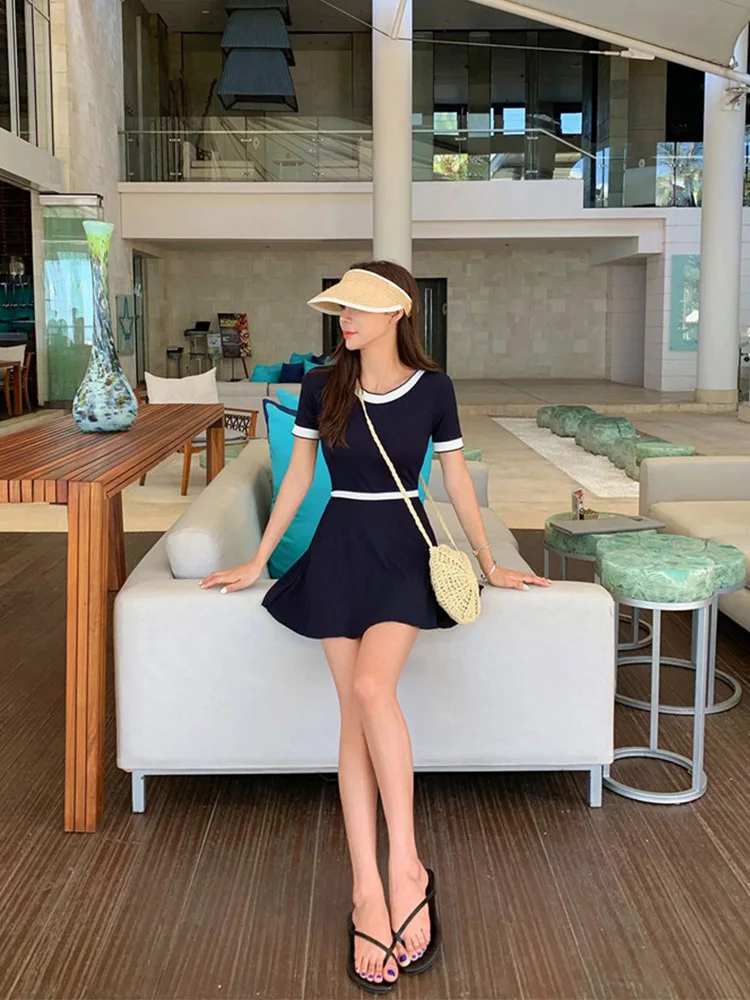 Слитный купальник с коротким рукавом Женский однотонный пуш-ап купальный костюм