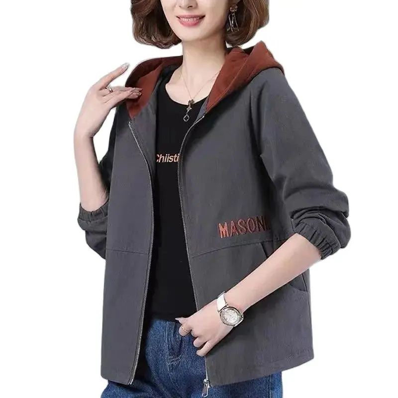 

New 2023 Spring Autumn Jacket Middle-Aged And Elderly Women's Coat Tops Hooded Loose Casual Short Windbreaker Casacos Feminino