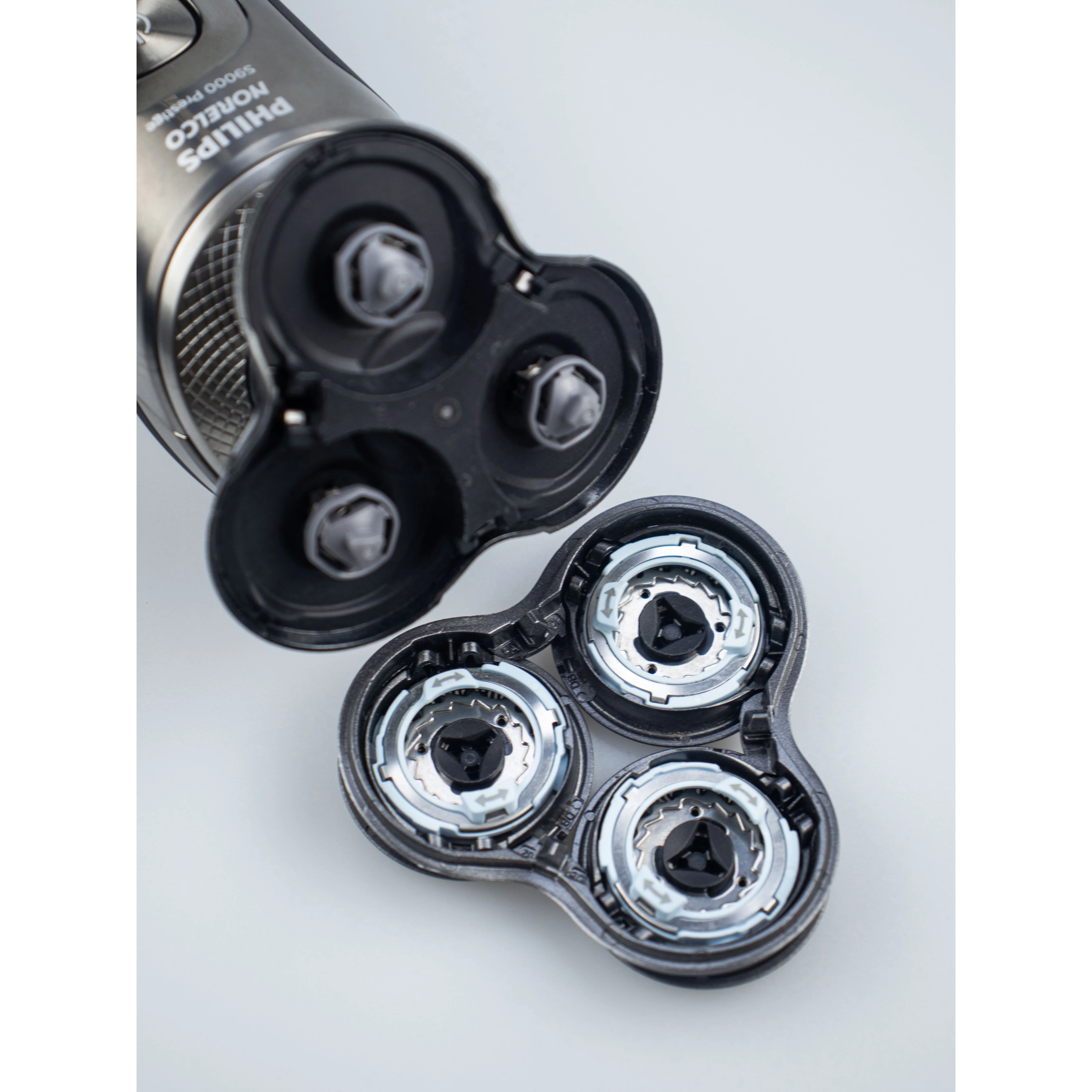 Электробритва Philips Norelco series 9000