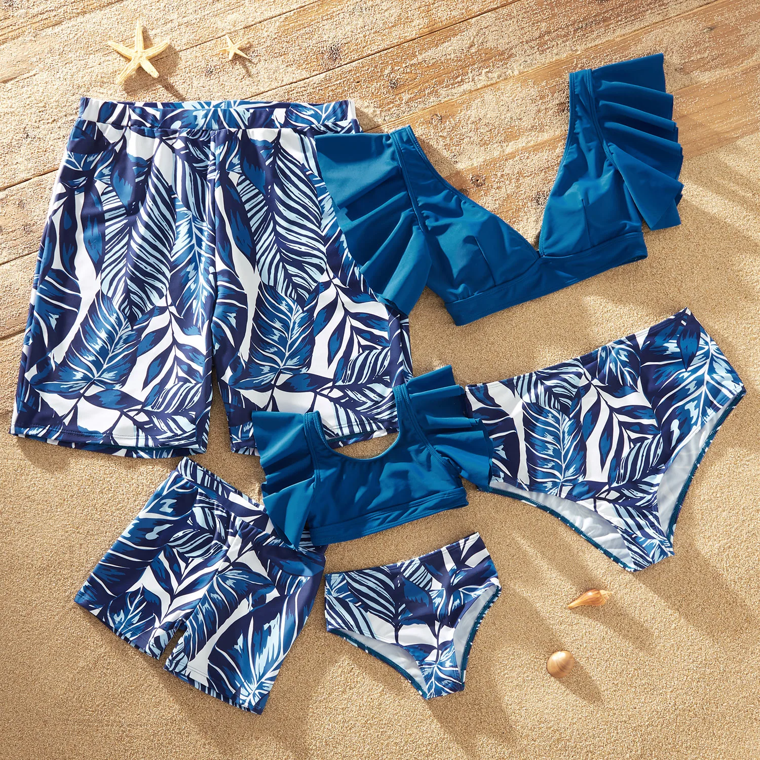 

MUMU Flutter-sleeve Leaf Print Family Matching Swimsuits