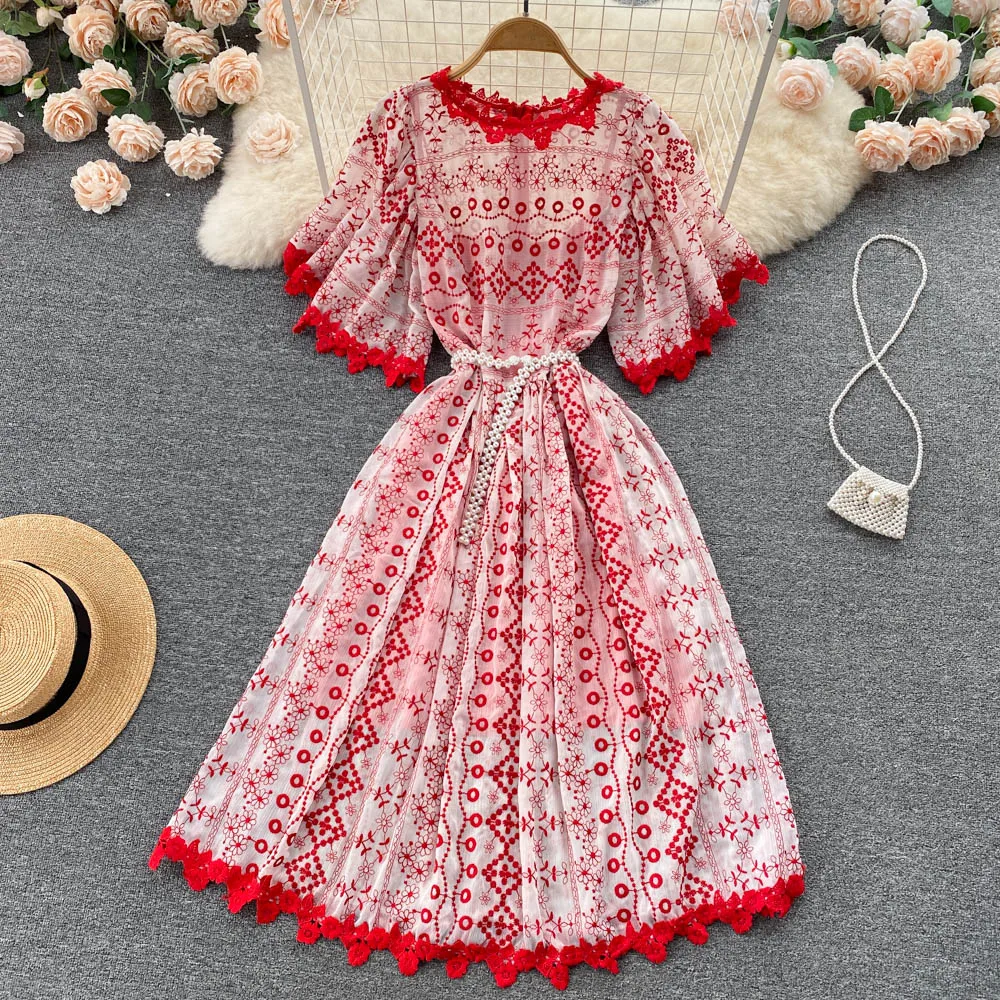 

Европейский и американский стиль 2022 летнее кружевное платье с вышивкой в западном стиле модное тонкое платье из двух предметов