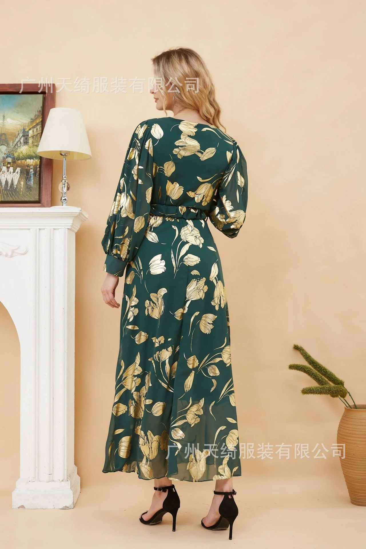 Muslin Dress Abaya For Women Fragmented Blossom Gold Plated Dress For Women French Gentle Style Waist Wrapped Slim Muscle Robe