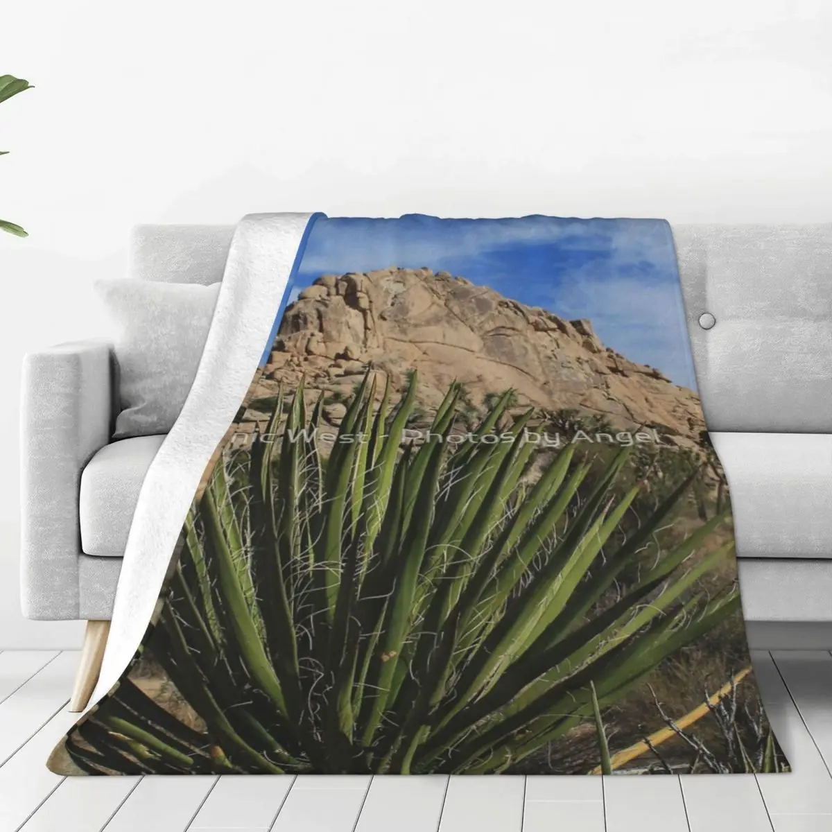 Всесезонное универсальное одеяло для путешествий может быть покрыто