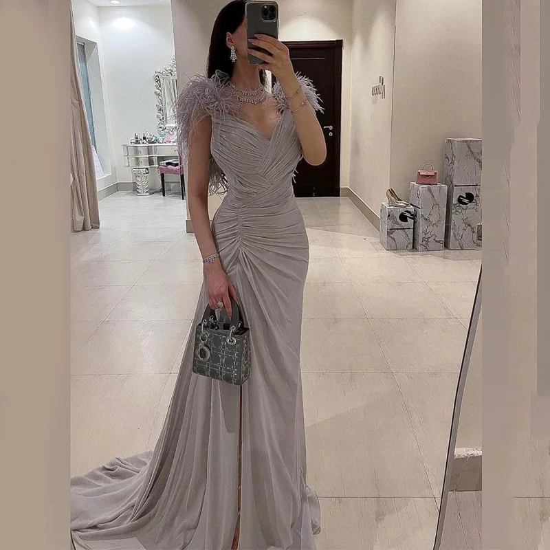 

Сексуальное серое вечернее платье-Русалка с V-образным вырезом, пышные платья 2022 без рукавов, с перьями, атласное платье-Русалка для выпускн...