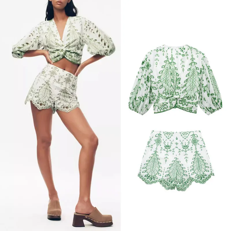 

Embroidery Puff Sleeve Top Shorts Women 2 Piece Sets Elegnat V-neck Hollow Out Blouse Female Suit Casual Wave Hem Short Pant Set