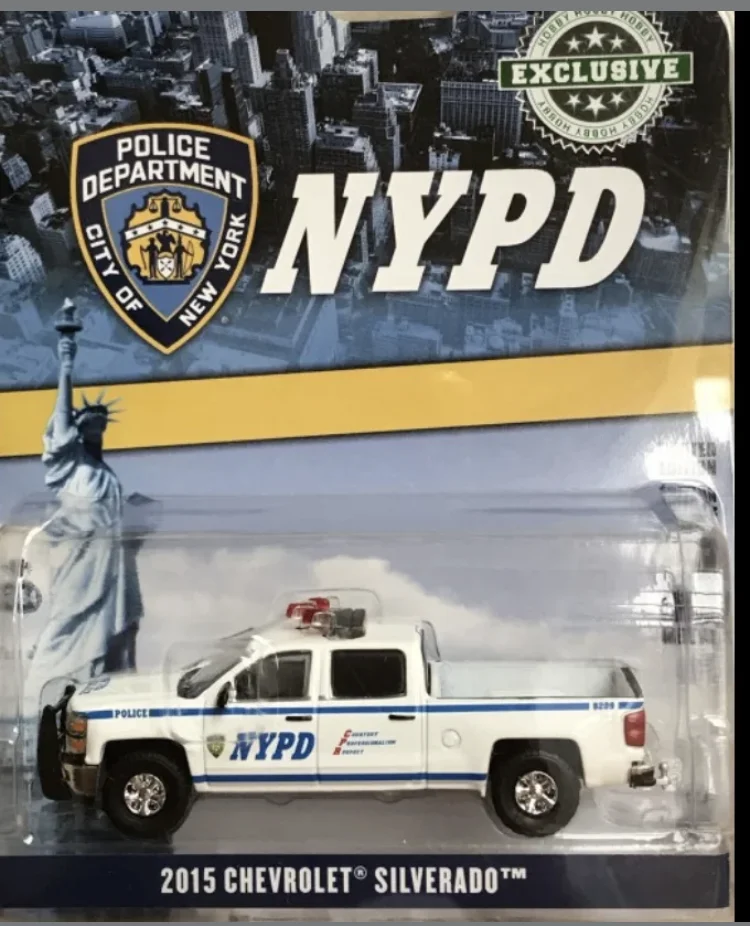 

NEW 1/64 Scale 2015 Chevrolet Silverado NYPD Police Department Miniature Cars Diecast toy For Collection