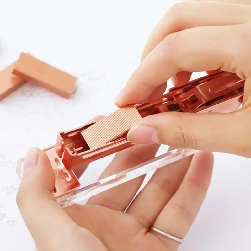 

1000pcs Rose Gold Staples Kawaii Stationary Stitching Needle Staples 12# 24/6 Metal Staples Office Stationery Binding Supplies