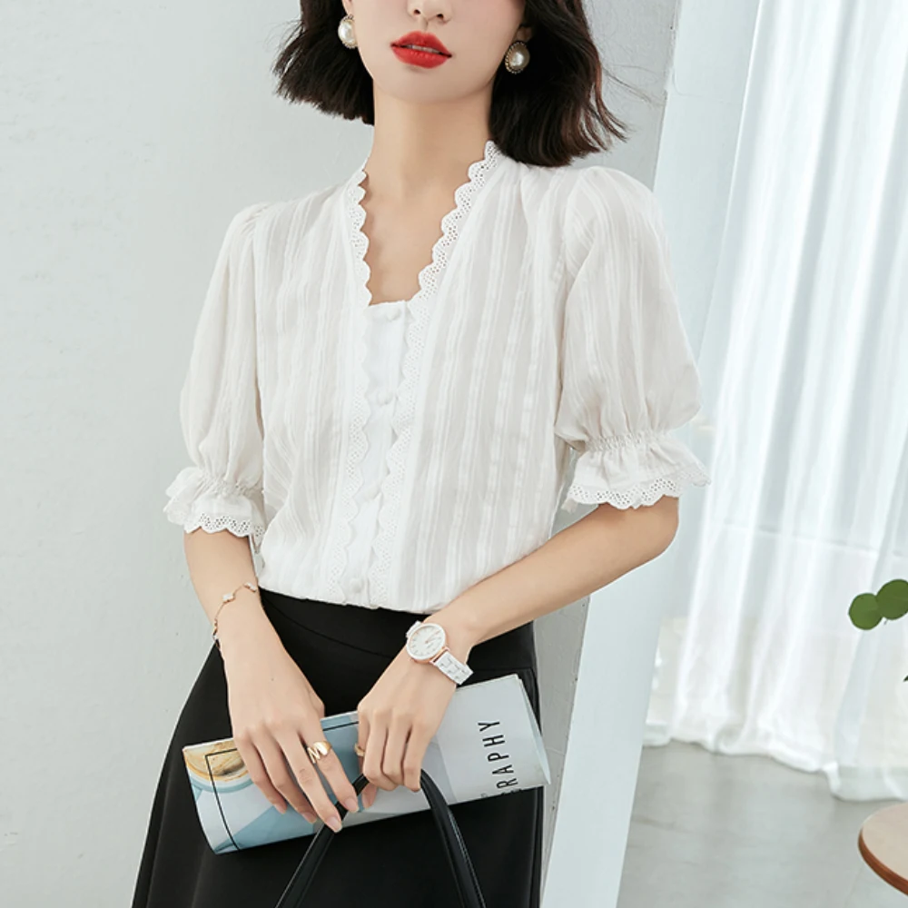 

Vintage V Neck Women's Short Sleeve Blouse Shirts Summer Cotton Tops Women's New Puff Sleeves White Slim Shirts Blusas Tops