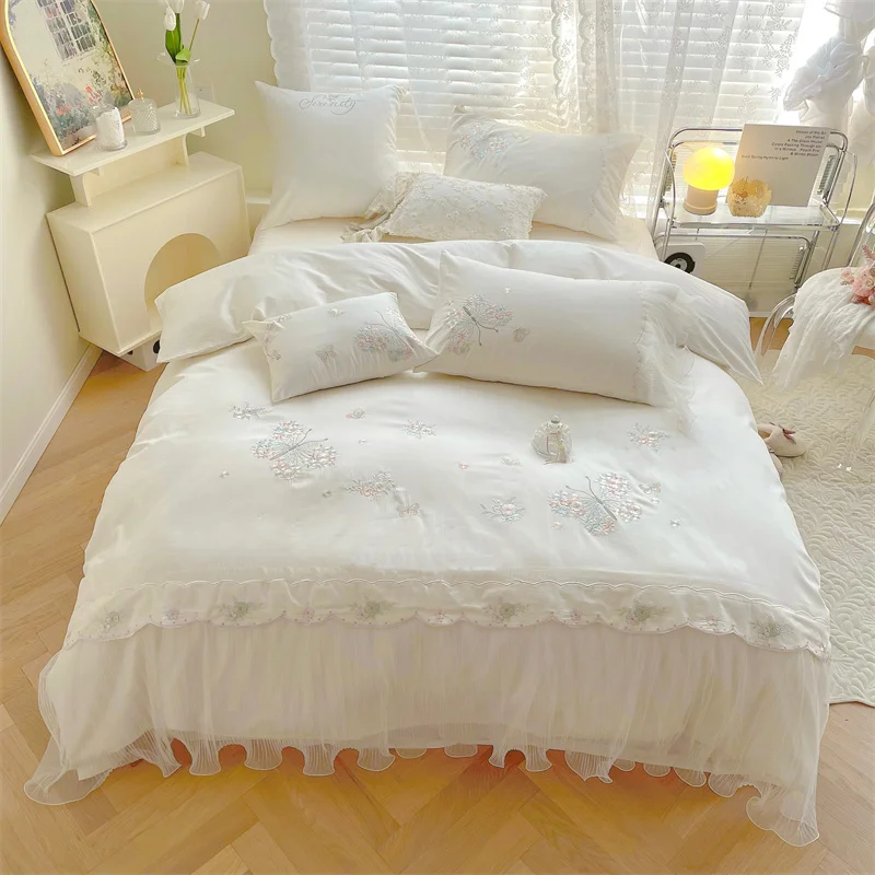 

Butterfly Flowers Embroidery Princess Bedding 1000TC Egyptian Cotton Lace Edge Quilt Duvet Cover Set Bed Linen Pillow Shams
