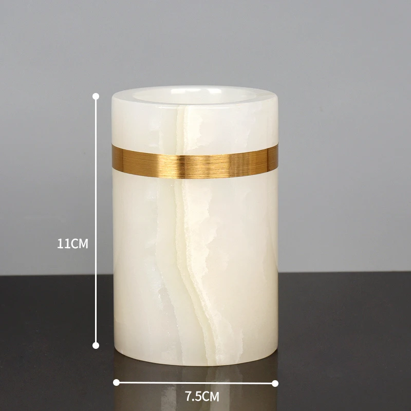 

Набор аксессуаров для ванной из белого мрамора