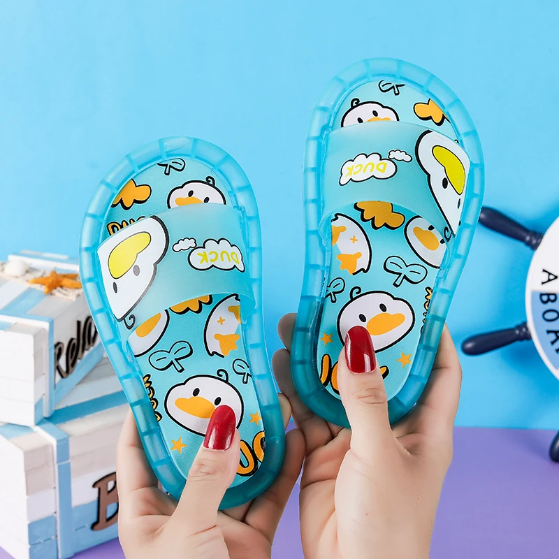 2024 шлепанцы для малышей тапочки детей светодиодные детские сандалии ванной