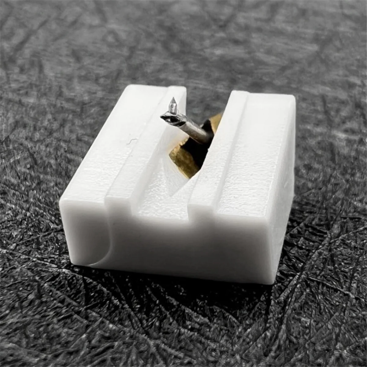 Сменный алмазный стилус для граммофонного проигрывателя Tenorel N2001 D Pionee PL12D Goldring D100