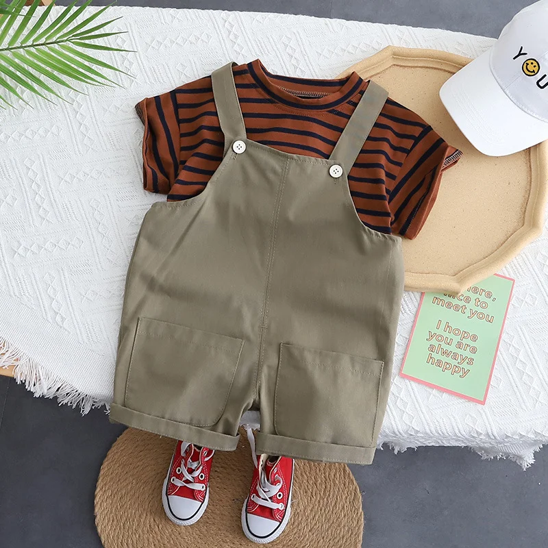 

2023 new men's handsome two-piece kitney mori striped Korean suspenders short sleeve casual fashionable suit
