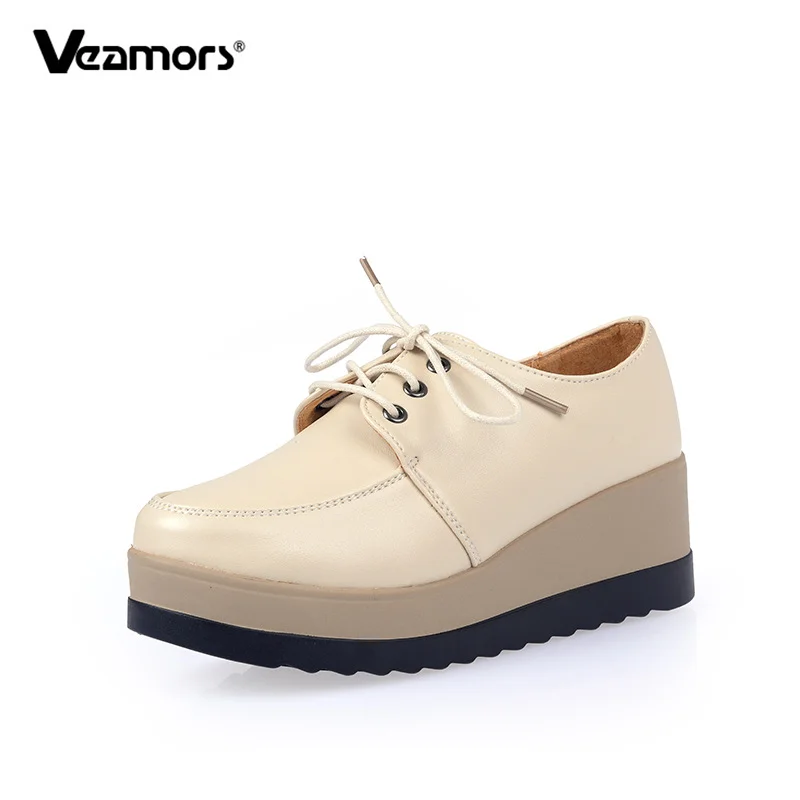 Купи 2022 New Women's Oxford Shoes British Style Fashion Shoes Wedge Platform Lace-up Student Casual Shoes Round Toe High Quality за 935 рублей в магазине AliExpress