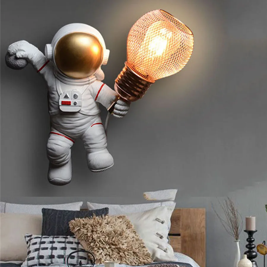 

E27 Loft Industrial Astronaut Wall Lamp Bedroom Astronaut Wall Sconce Wall Light For Restaurant Hotel Cafe Aisle Corridor Decor