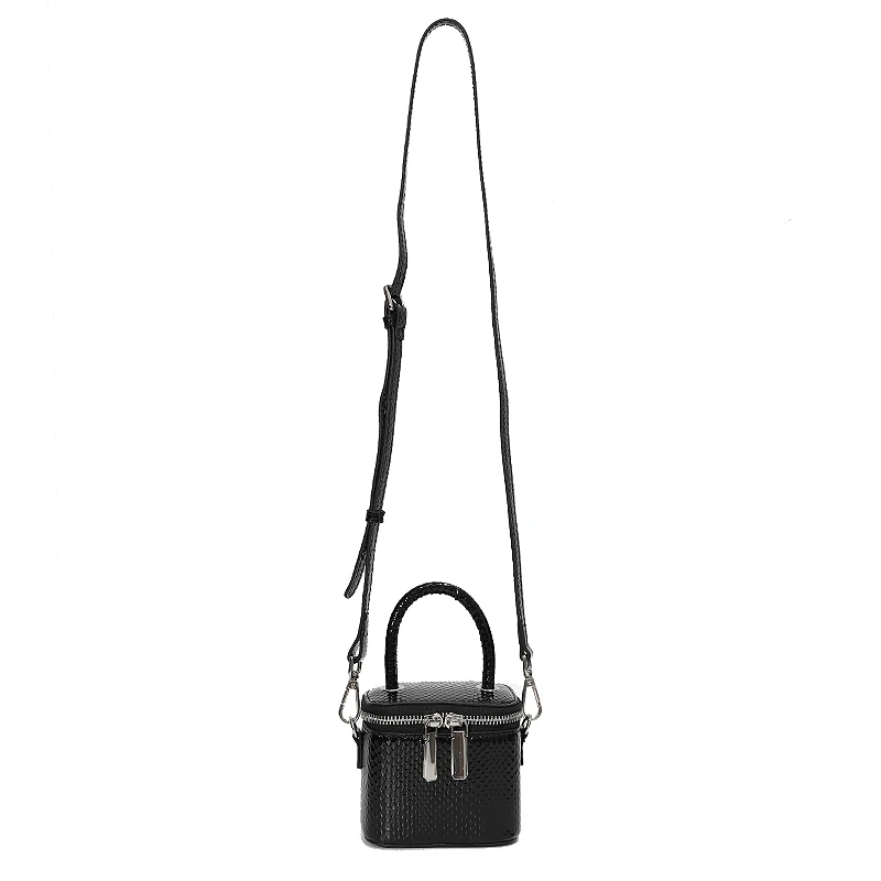 

2022 New Retro Small Box Tote Bag for Women Mini Hand Carrying Small Square Bag Crossbody Shoulder Bag for Ladies High Fashion