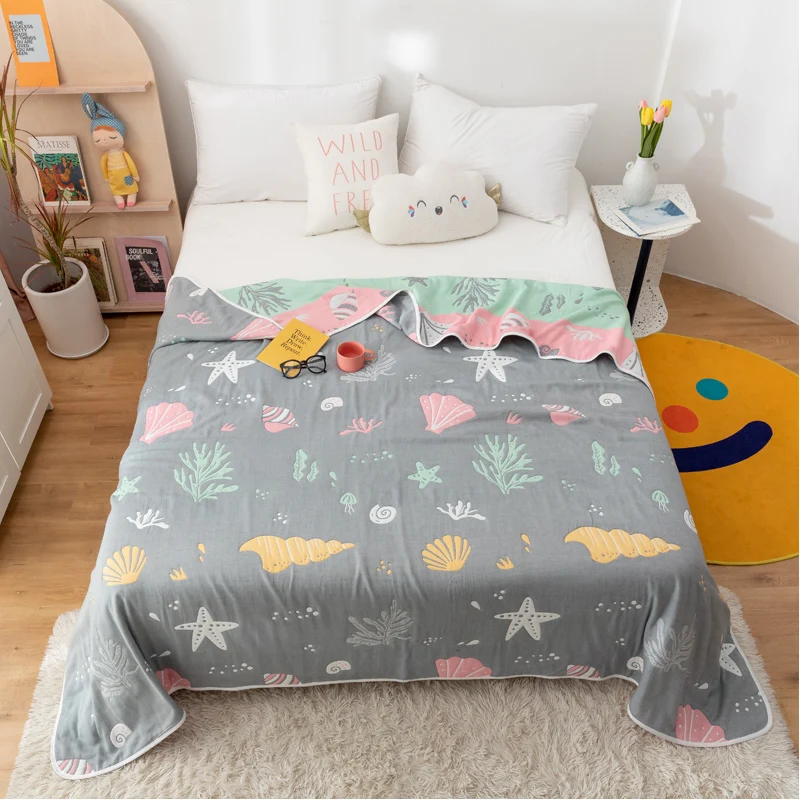 

Cartoon Style Gauze Towel Blanket 6 Layers Gauze Summer Quilt Soft Breathable Cotton Cover Blanket for Children Adults