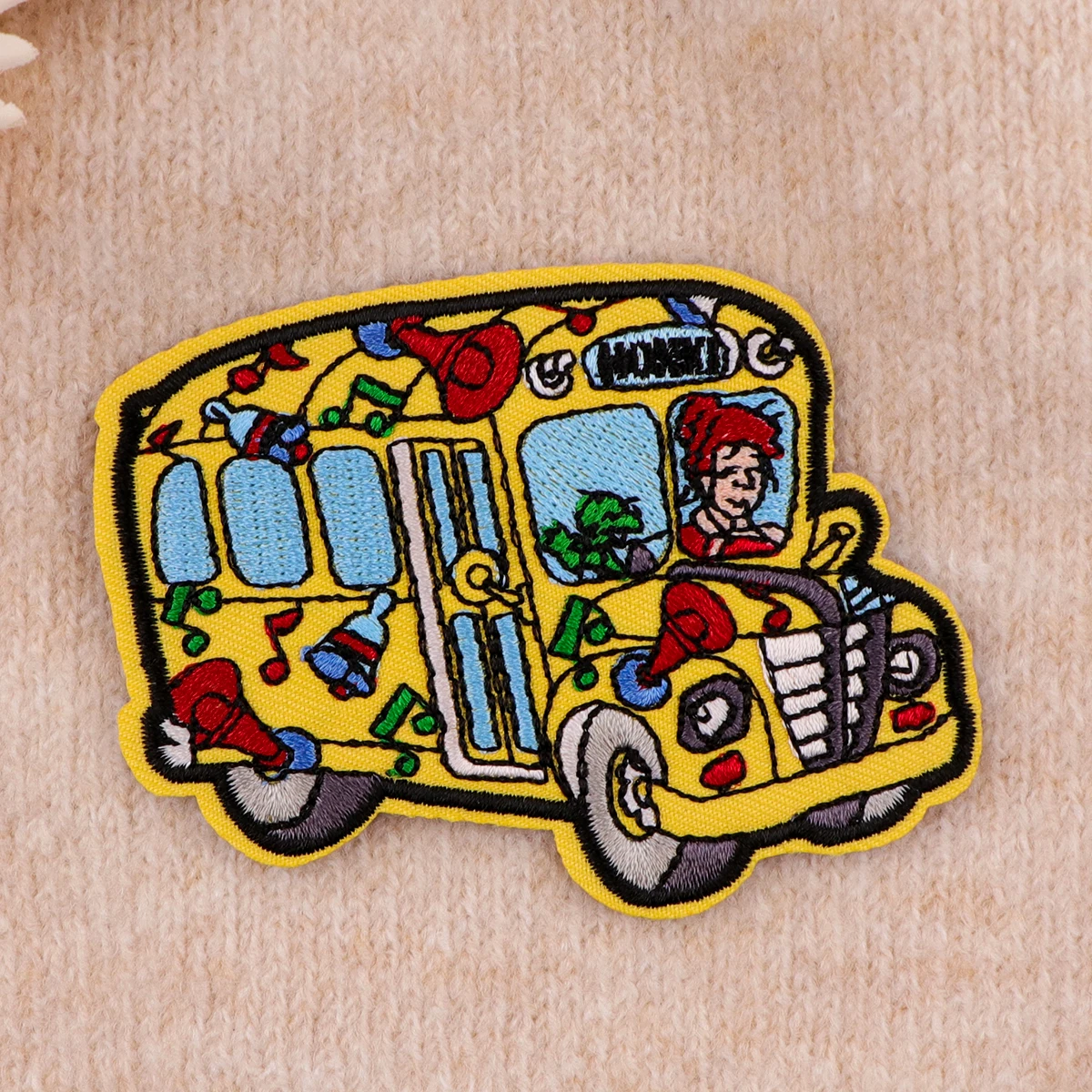 Вышитые нашивки для школьного автобуса сделай сам железные одежды термоклеевые