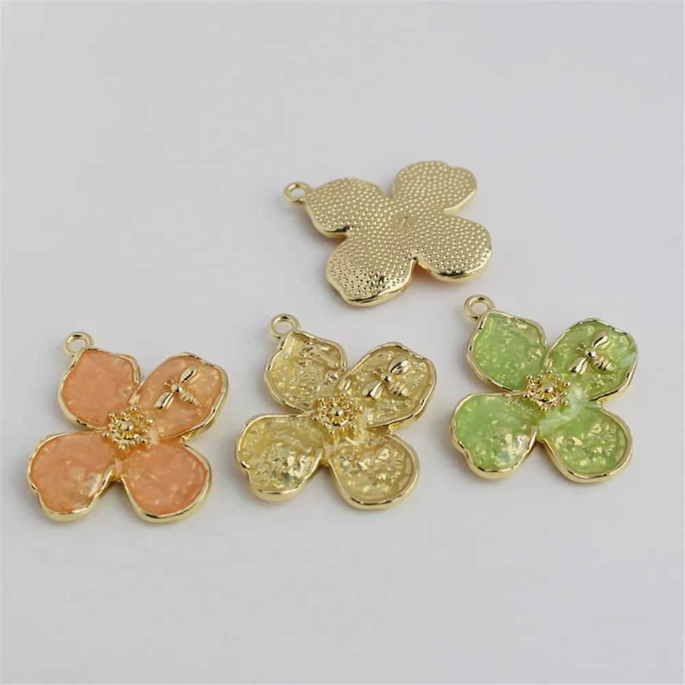 

14K copper-clad gold jelly dripping oil to feel the food of the little bee 28mm big flower DIY jewelry pendant accessories