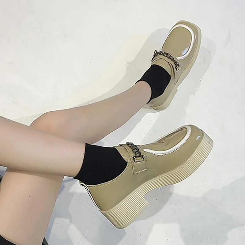 

New 2021 Fashion Women Patent Leather Shoes Square Toe Platform Shoes Chain Thick Sole Casual Shoes Sneakers Zapatos Mujer