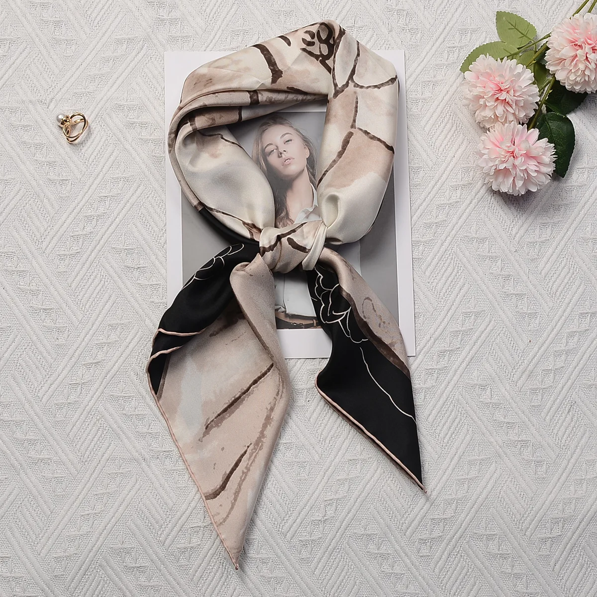 

Эскиз розовый 100% шелковый шарф, Женский брендовый дизайнерский хиджаб, бандана, фуляр, рулонные Края