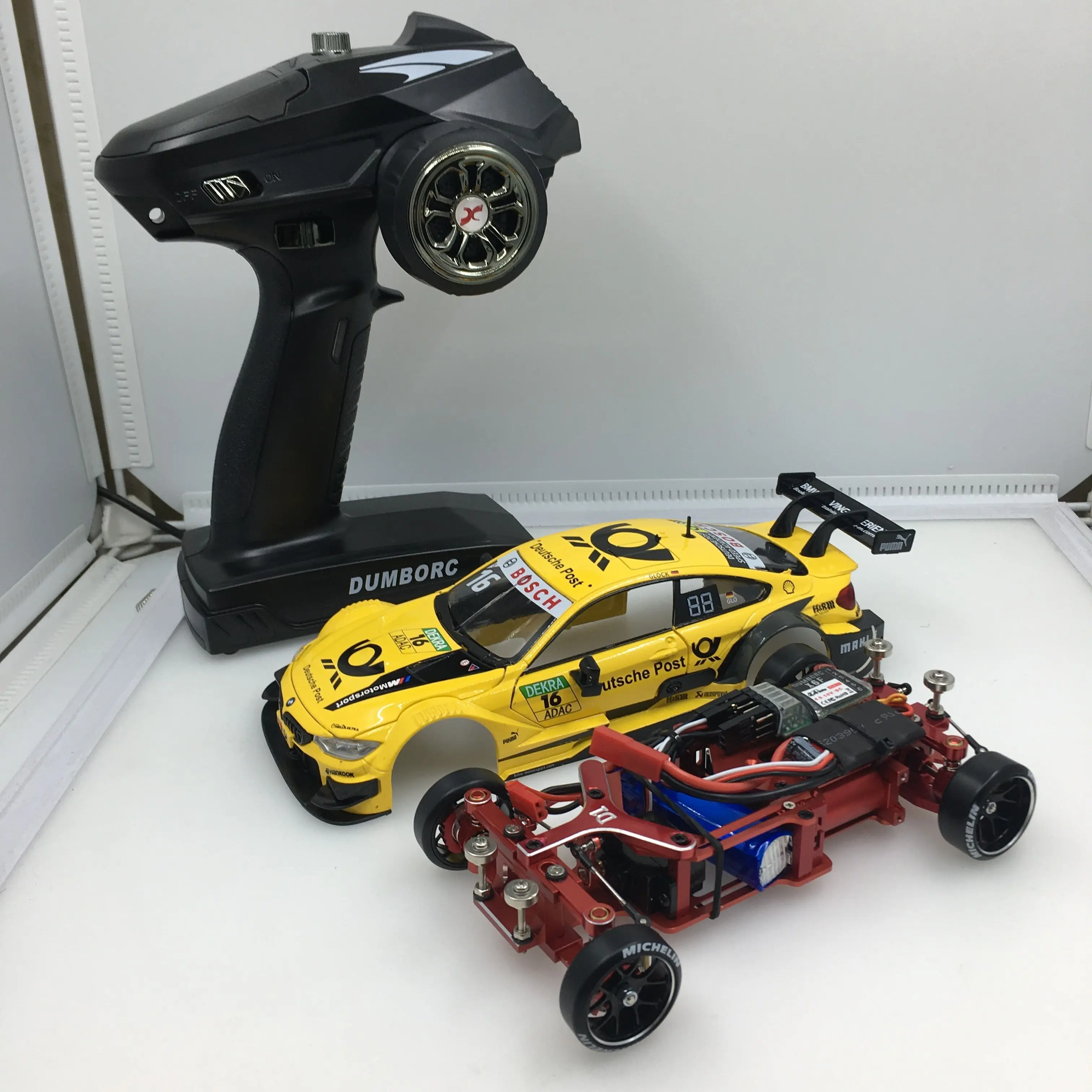 

RC Car 1/28 HGD1 Professional Rear Drive Drift Car Adjustable wheelbase 90-114mm RTR Brushless version 6000KV Motor 14A ESC