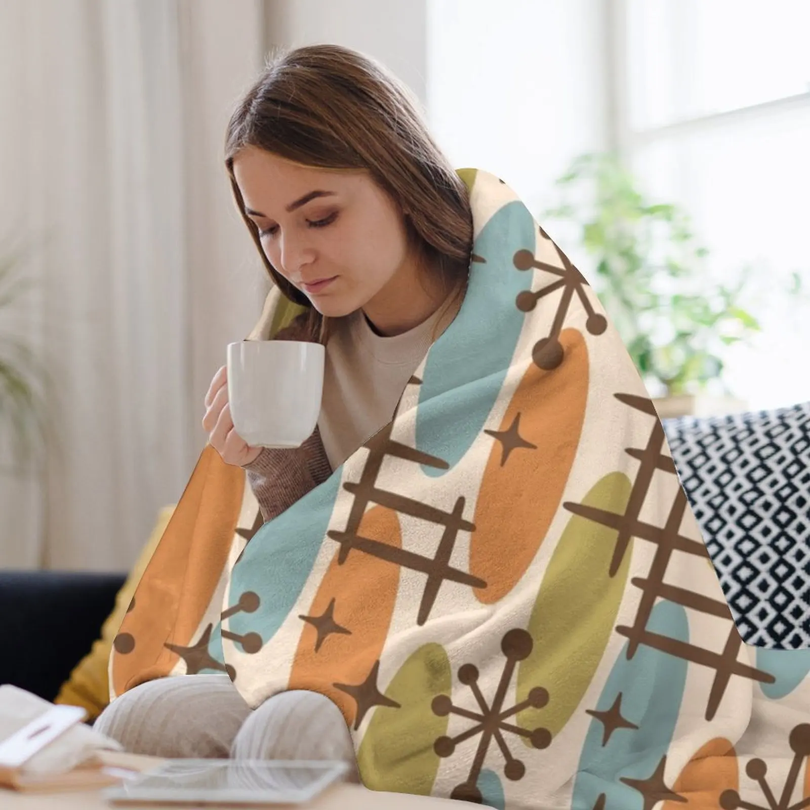 Красочное современное одеяло середины века с рисунком космического серфера 135