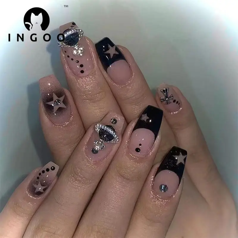 

Многоразовые искусственные ногти с черными бриллиантами, 24 шт., нажимные акриловые ногти Y2k, готический крест, французские накладные коротк...