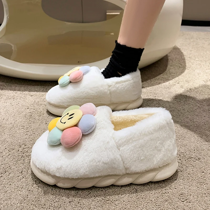 

Flock Winter Woman Slipper Room Shoes Med Pantofle Slides Platform Fashion Massage Flat 2022 Luxury Rome Floral Basic Cover Heel