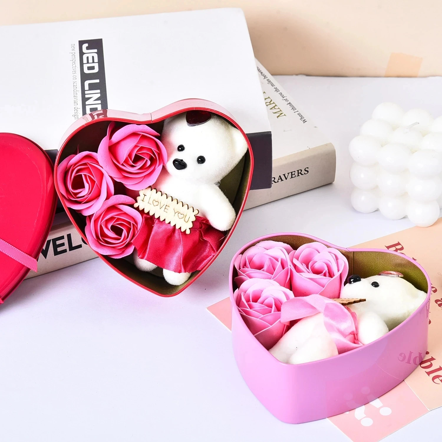 

Heart-Shaped Artificial Rose Flowers Bear Gift Box Valentine Romantic Wedding Party For Girlfriend Wife Romantic Present