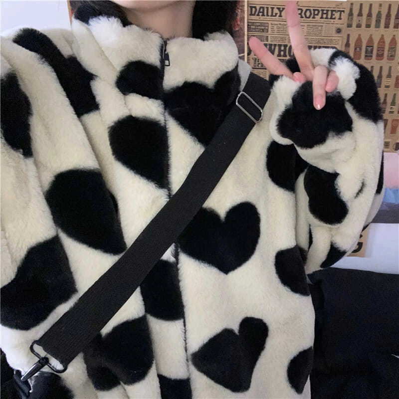 Winter Thick Warm Short Plush Jacket Women Faux Mink Fur Parkas 2022 New Korean Fashion Fluffy Long Sleeves Faux Fur Teddy Coat