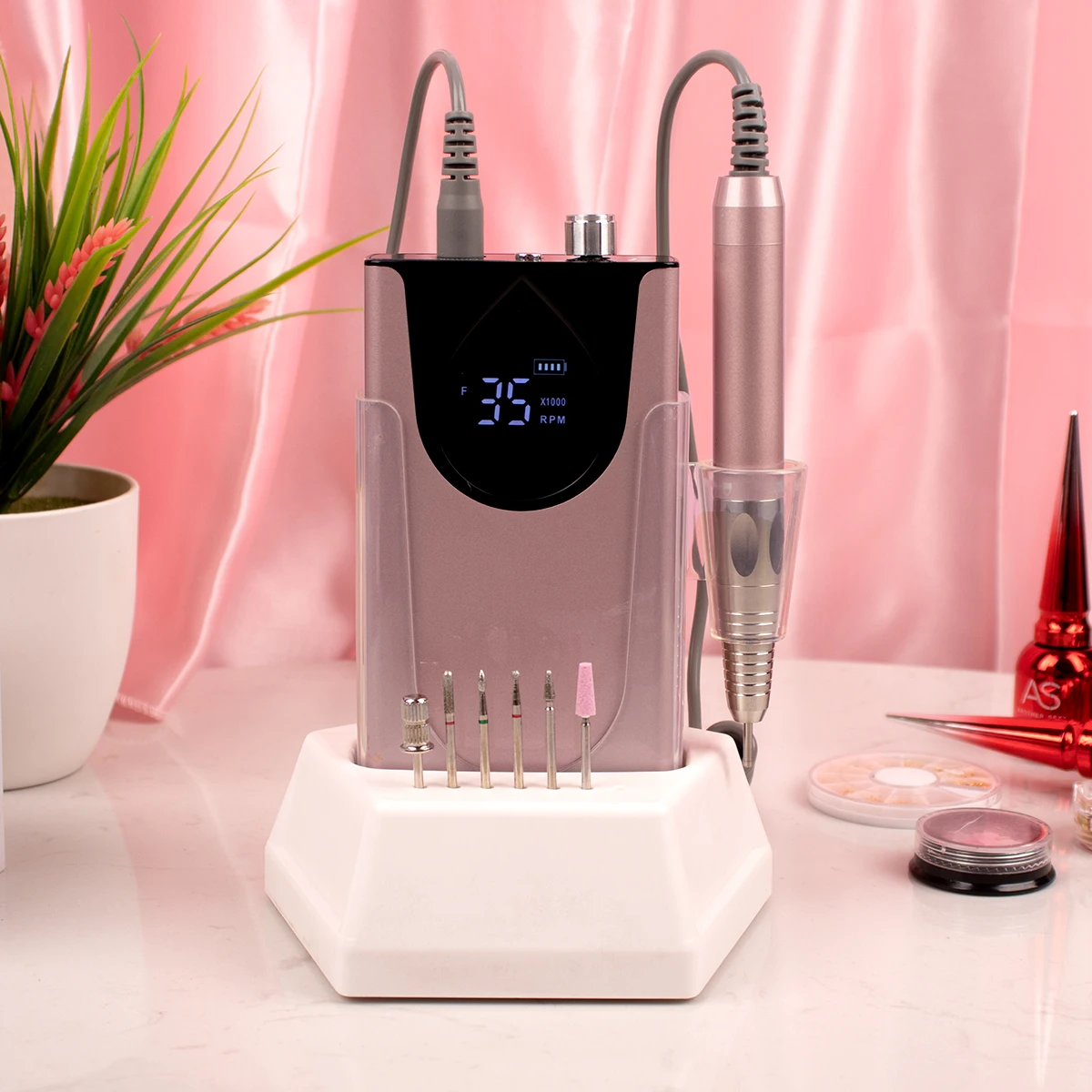 

Private Label CE & ROHS Certificated Professional Portable Gradient Nail Electric Drill Machine 35000rpm Rechargeable Nail Drill