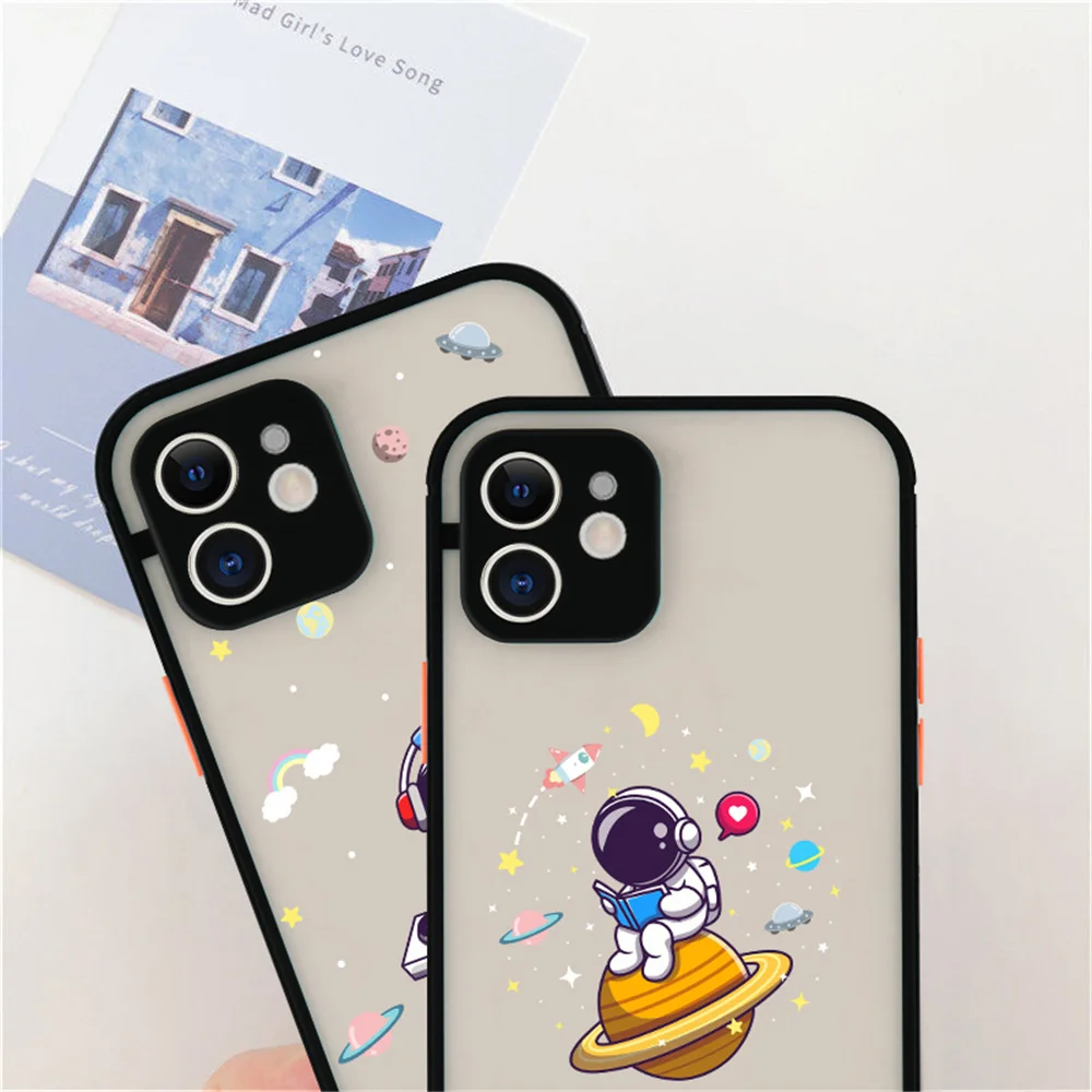 moskado Creative Cute Astronaut Phone Case for iPhone 11 Pro Max 13 Mini 12 X XR XS Max 7 8 Plus Dust-proof Mobile Phone Shell