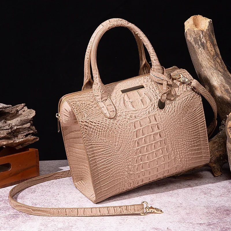 Сумка-тоут женская трапециевидная из кожи крокодила