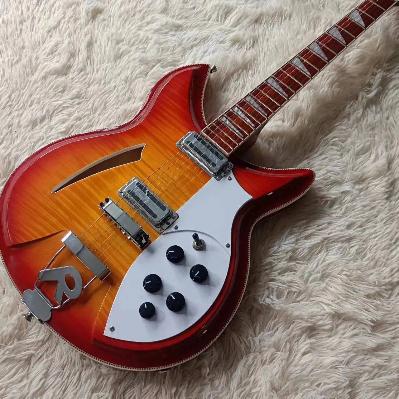 

Factory High Quality 6-string Half Hollow Electric Guitar, Double Flame Maple