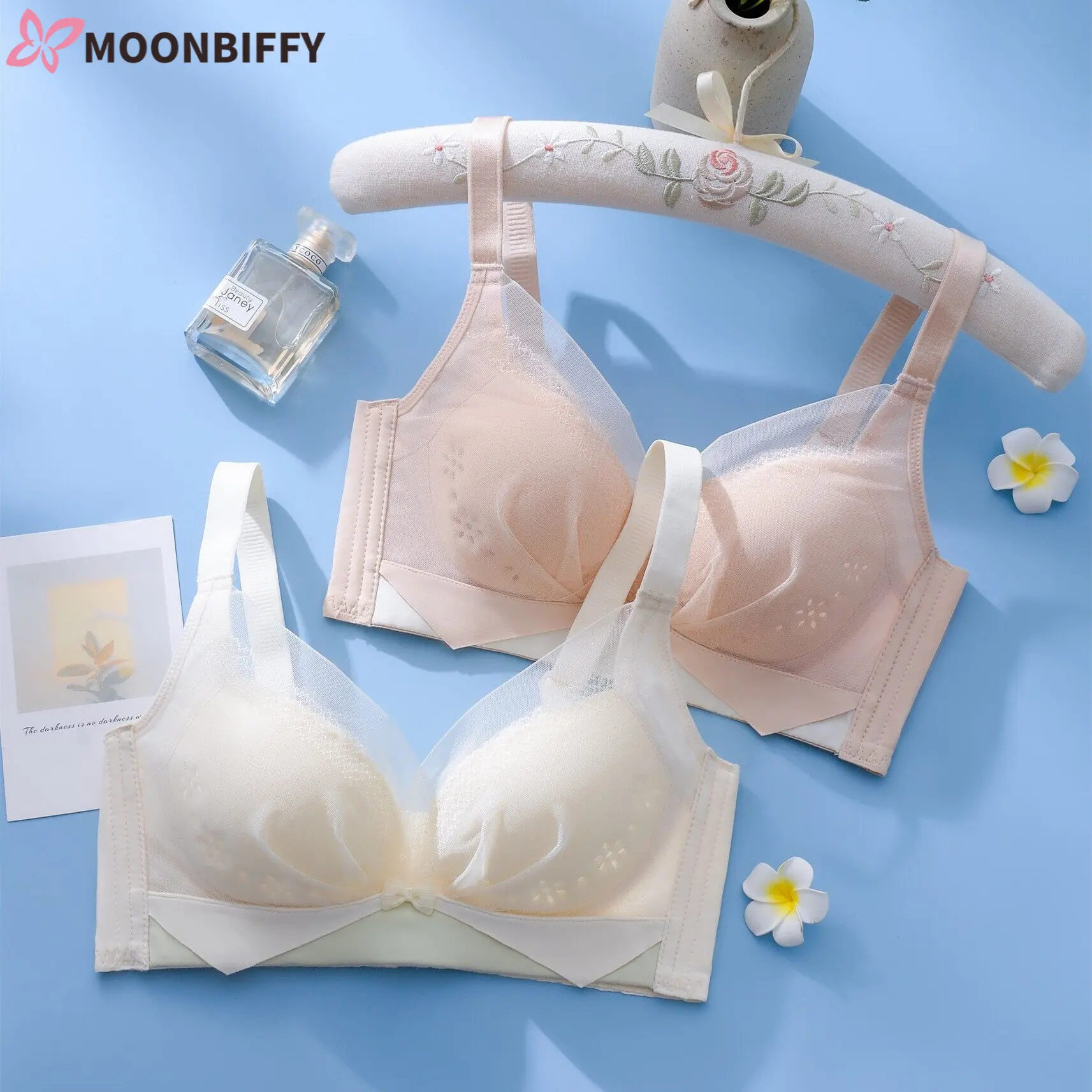 

Women's Thin Breathable Hole Cup Summer Underwear Anti-sagging Gathers The Breasts Without Steel Ring Big Breasts Show Small Bra