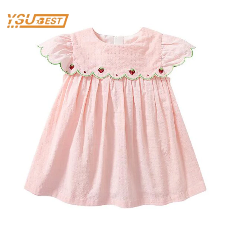 

Детское летнее платье без рукавов, с принтом клубники